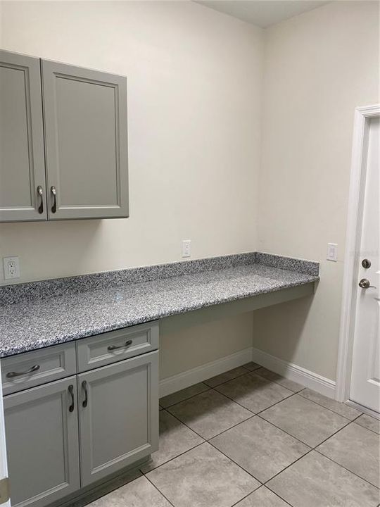 For Sale: $359,900 (3 beds, 2 baths, 1660 Square Feet)