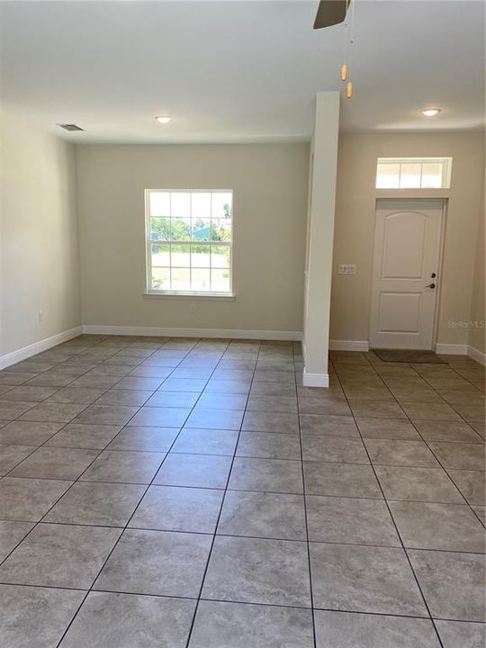 For Sale: $359,900 (3 beds, 2 baths, 1660 Square Feet)