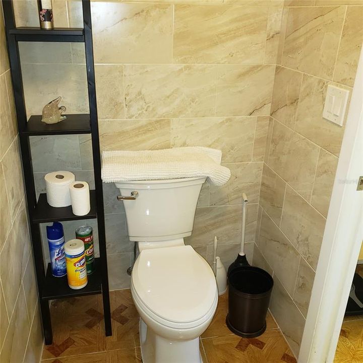 На продажу: $225,000 (2 спален, 2 ванн, 1094 Квадратных фут)