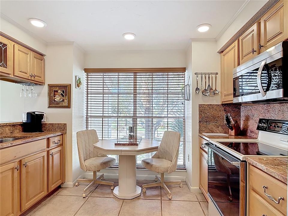 For Sale: $285,000 (3 beds, 2 baths, 1330 Square Feet)