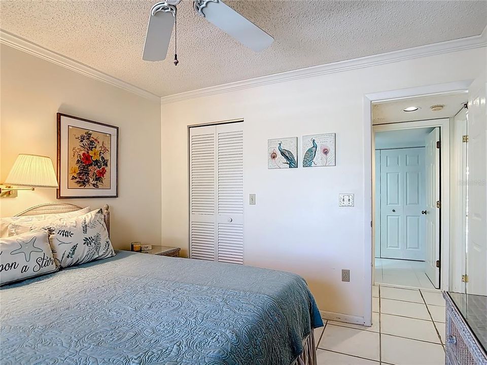 For Sale: $285,000 (3 beds, 2 baths, 1330 Square Feet)