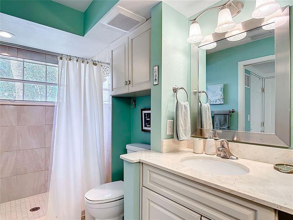 For Sale: $285,000 (3 beds, 2 baths, 1330 Square Feet)