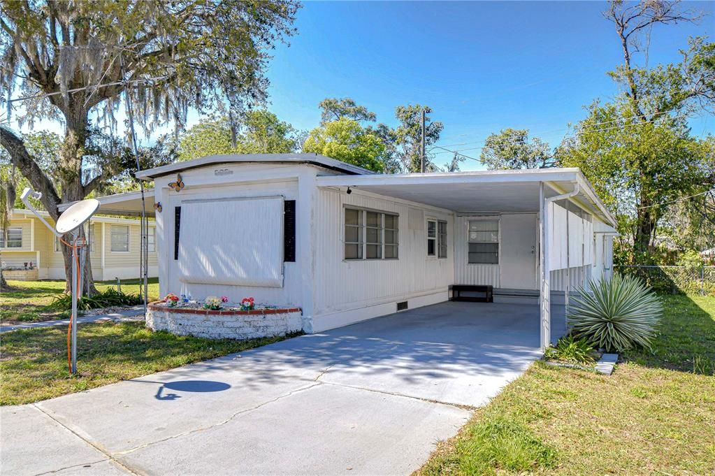 Active With Contract: $69,900 (2 beds, 2 baths, 768 Square Feet)