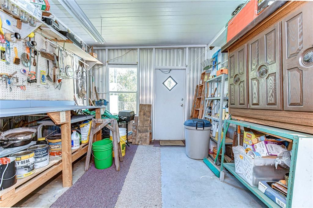 Active With Contract: $69,900 (2 beds, 2 baths, 768 Square Feet)