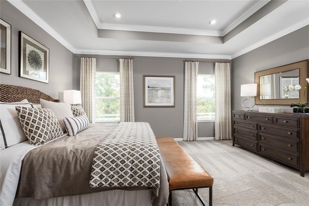 合同活跃: $566,510 (4 贝兹, 2 浴室, 2160 平方英尺)