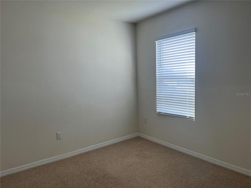 En Venta: $379,000 (5 camas, 3 baños, 2528 Pies cuadrados)