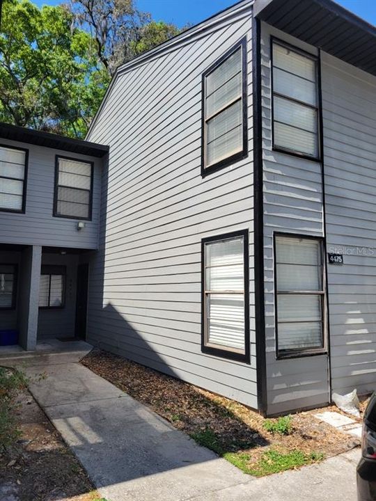 Recently Sold: $187,000 (3 beds, 2 baths, 1361 Square Feet)