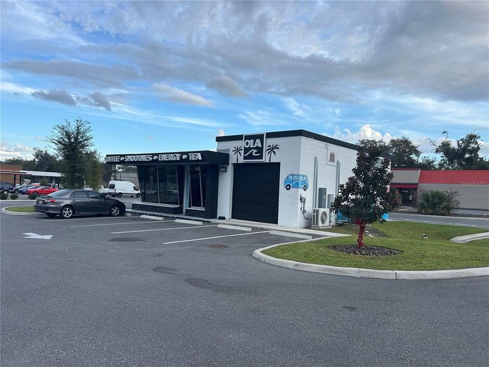 合同活跃: $1,900,000 (0 贝兹, 0 浴室, 2193 平方英尺)