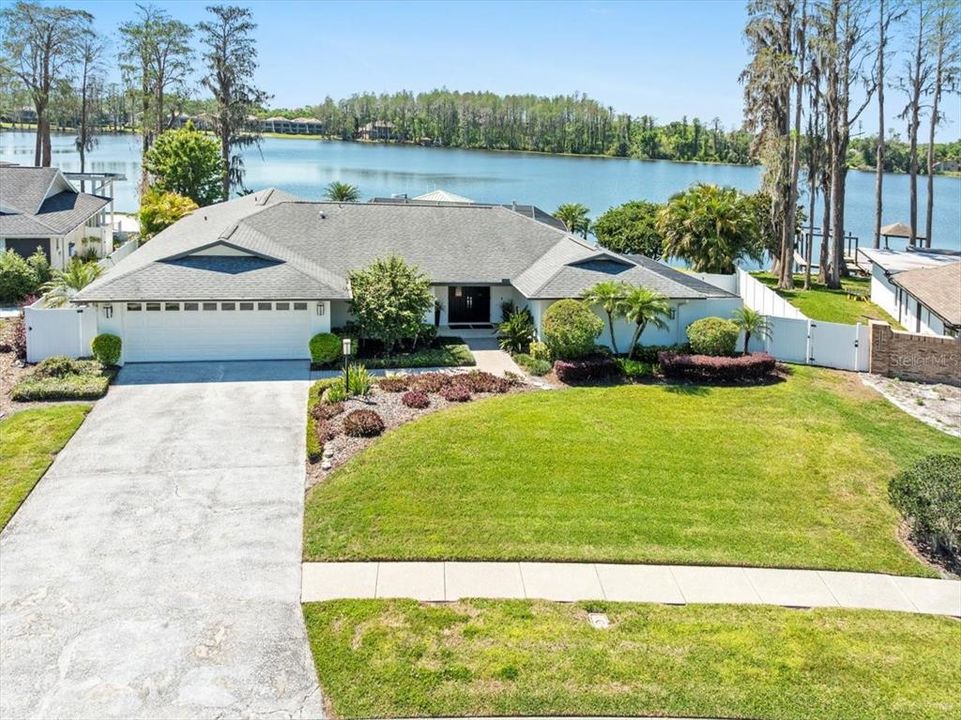 Recently Sold: $1,400,000 (4 beds, 2 baths, 2916 Square Feet)