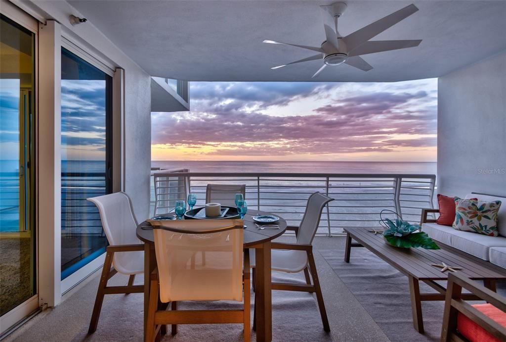 For Sale: $2,695,000 (3 beds, 2 baths, 2328 Square Feet)