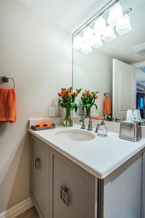 For Sale: $2,695,000 (3 beds, 2 baths, 2328 Square Feet)