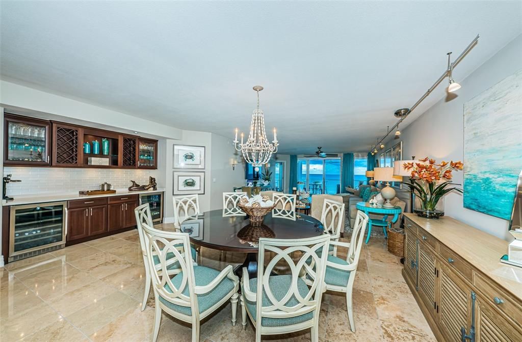 For Sale: $2,695,000 (3 beds, 2 baths, 2328 Square Feet)