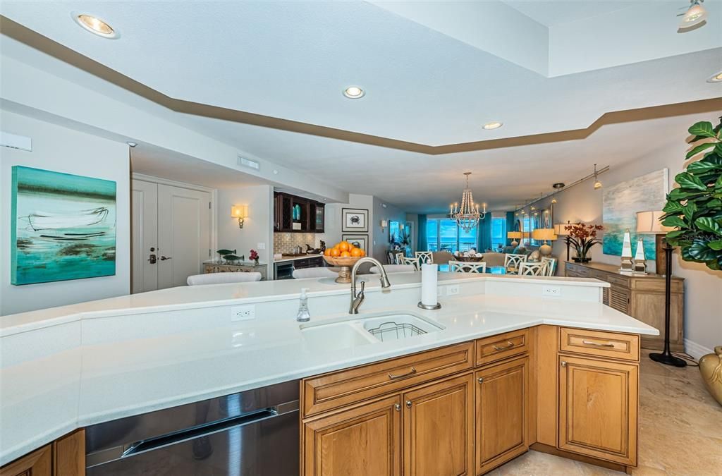 For Sale: $2,695,000 (3 beds, 2 baths, 2328 Square Feet)