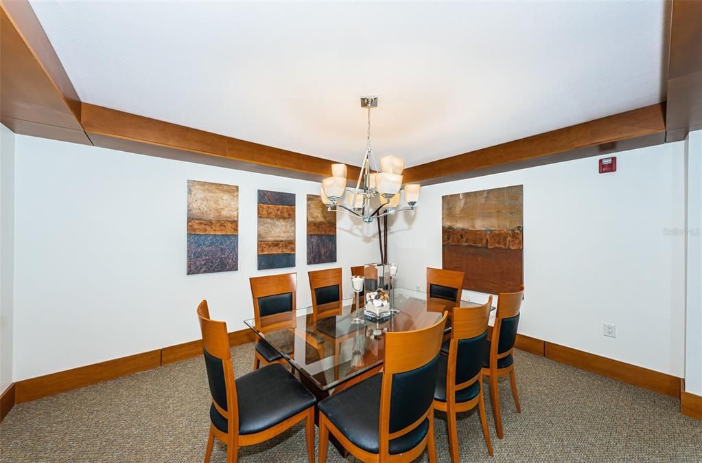 For Sale: $2,695,000 (3 beds, 2 baths, 2328 Square Feet)