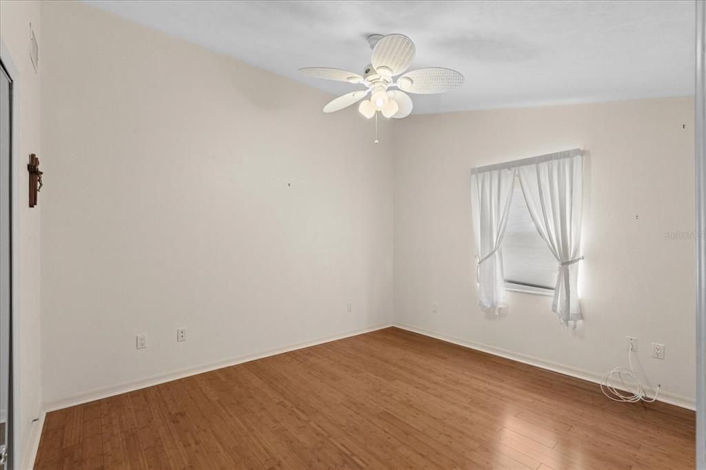 For Sale: $675,000 (4 beds, 2 baths, 2930 Square Feet)