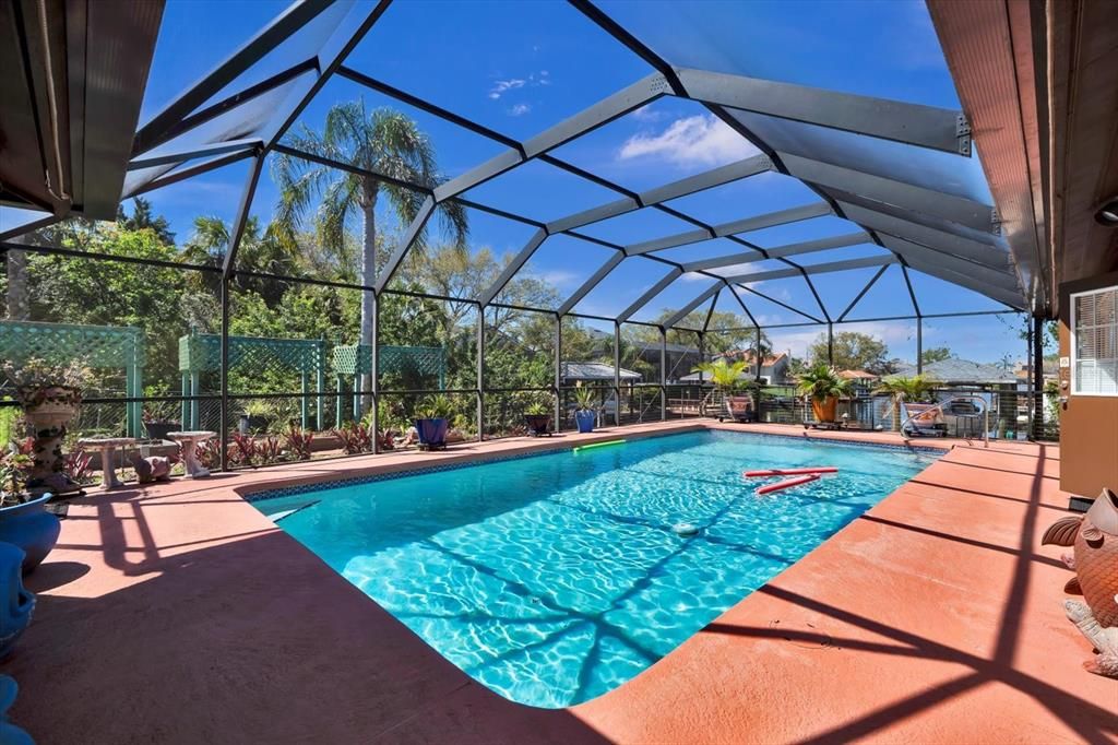 For Sale: $675,000 (4 beds, 2 baths, 2930 Square Feet)