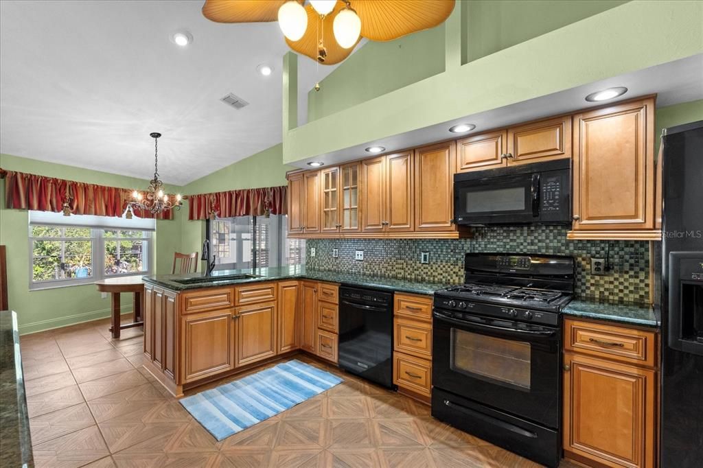 For Sale: $675,000 (4 beds, 2 baths, 2930 Square Feet)