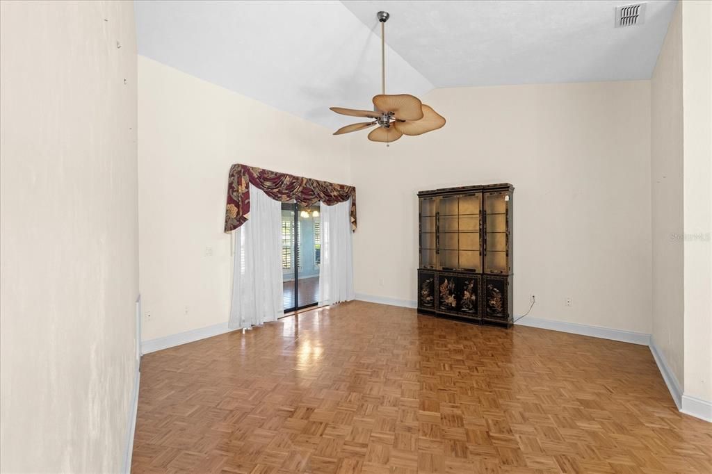 For Sale: $675,000 (4 beds, 2 baths, 2930 Square Feet)