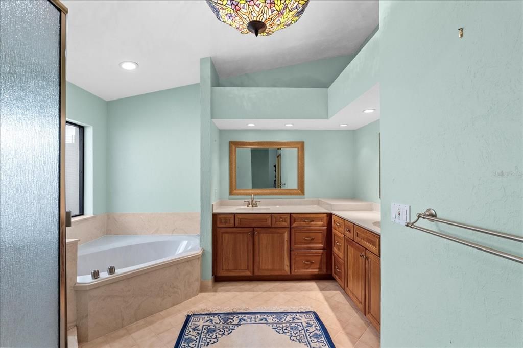 For Sale: $675,000 (4 beds, 2 baths, 2930 Square Feet)