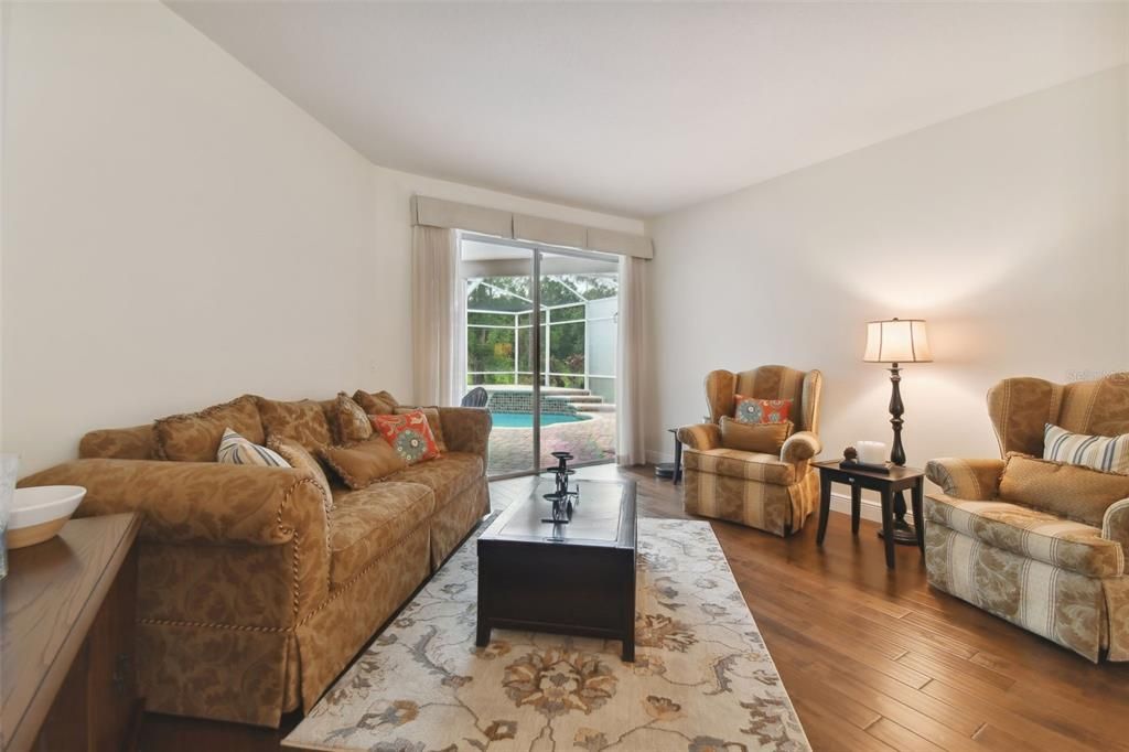 На продажу: $835,000 (4 спален, 3 ванн, 2673 Квадратных фут)