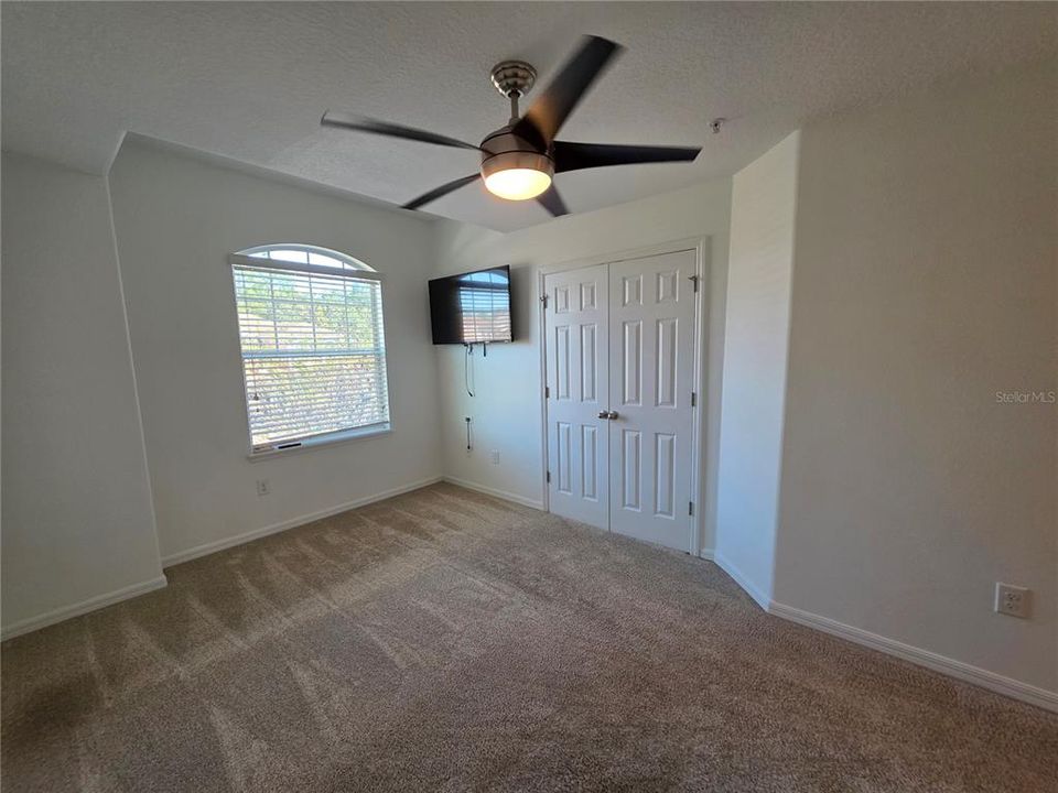 На продажу: $365,000 (3 спален, 2 ванн, 1762 Квадратных фут)