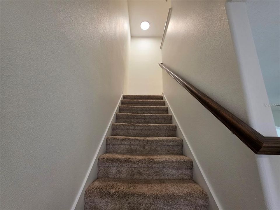 На продажу: $365,000 (3 спален, 2 ванн, 1762 Квадратных фут)