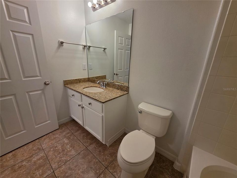 На продажу: $365,000 (3 спален, 2 ванн, 1762 Квадратных фут)