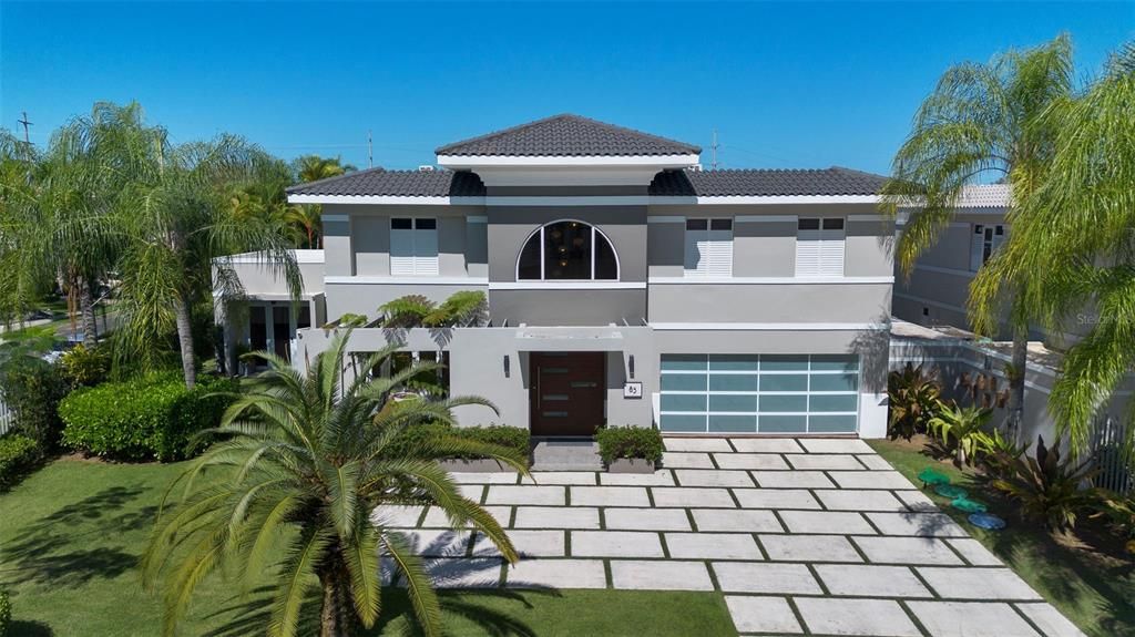 Vendido Recientemente: $2,595,000 (5 camas, 4 baños, 5409 Pies cuadrados)