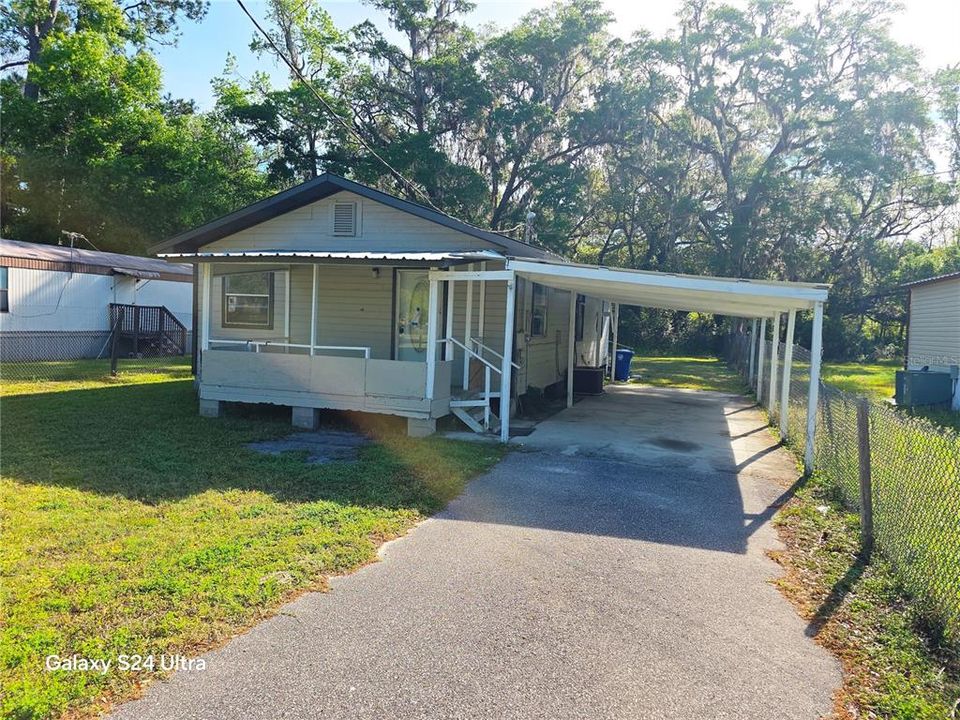 待售: $84,900 (3 贝兹, 1 浴室, 960 平方英尺)