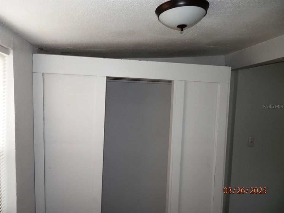 待售: $84,900 (3 贝兹, 1 浴室, 960 平方英尺)