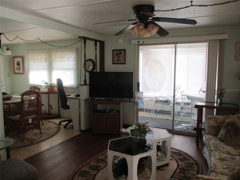 Active With Contract: $65,000 (2 beds, 1 baths, 768 Square Feet)