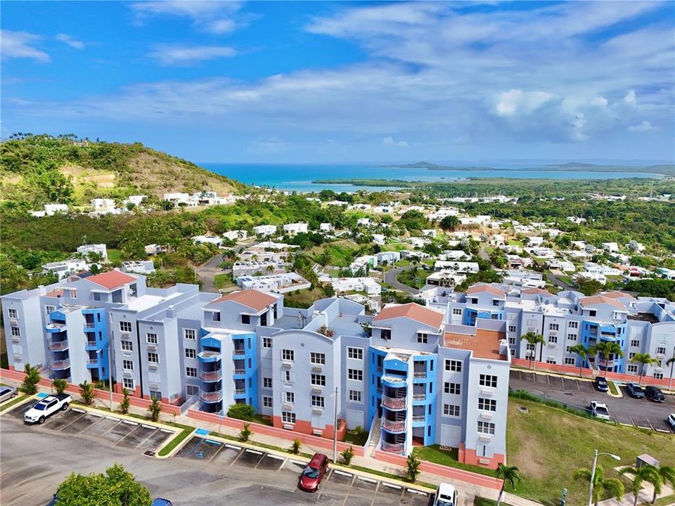 最近售出: $260,000 (3 贝兹, 2 浴室, 1653 平方英尺)