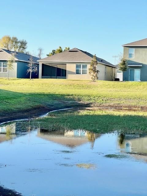 For Rent: $1,950 (3 beds, 2 baths, 1504 Square Feet)