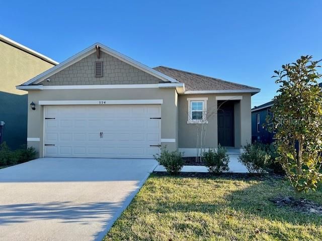 For Rent: $1,950 (3 beds, 2 baths, 1504 Square Feet)