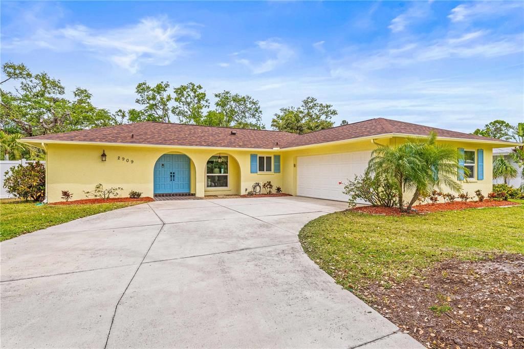 Recently Sold: $499,900 (2 beds, 2 baths, 1829 Square Feet)