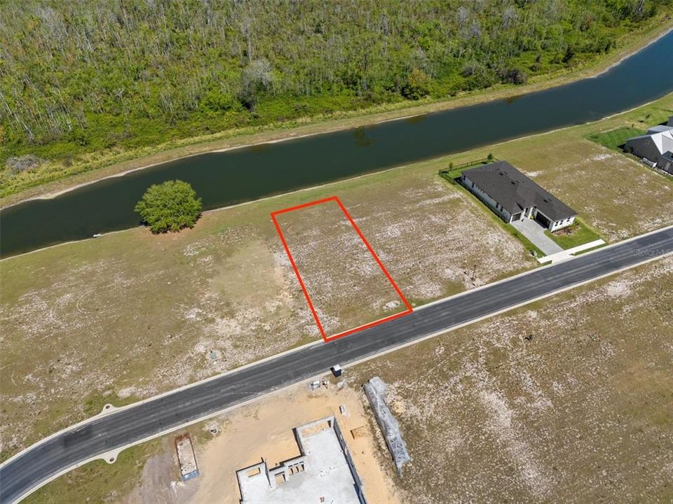 待售: $77,900 (0.19 acres)