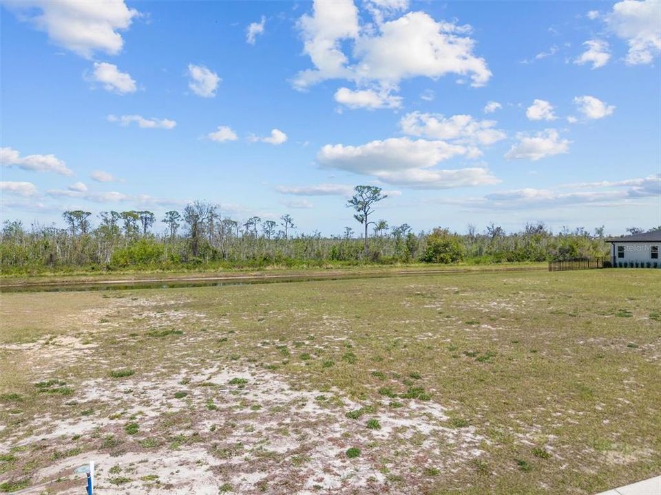 待售: $77,900 (0.19 acres)