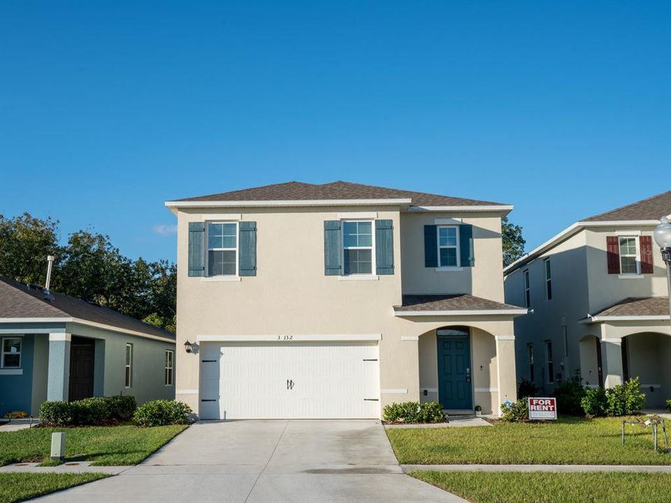 Recently Rented: $2,590 (5 beds, 3 baths, 2528 Square Feet)