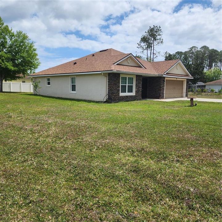 Recently Sold: $295,900 (3 beds, 2 baths, 1507 Square Feet)