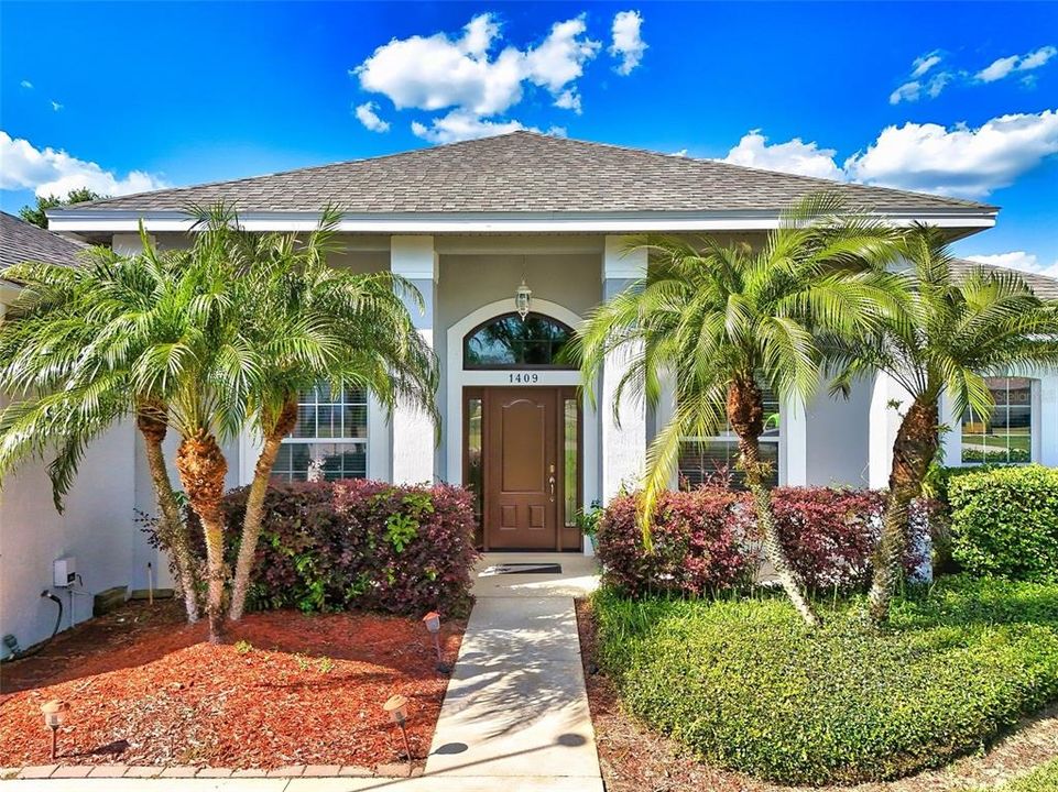 Recently Sold: $394,000 (3 beds, 2 baths, 1741 Square Feet)