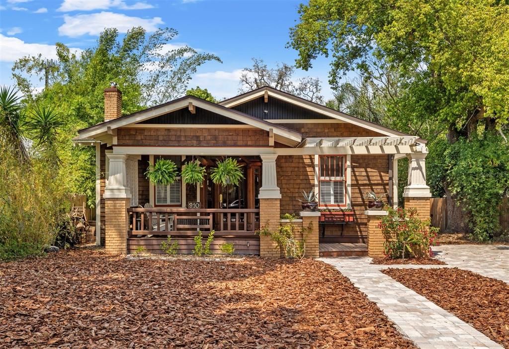 Recently Sold: $499,900 (2 beds, 2 baths, 1291 Square Feet)