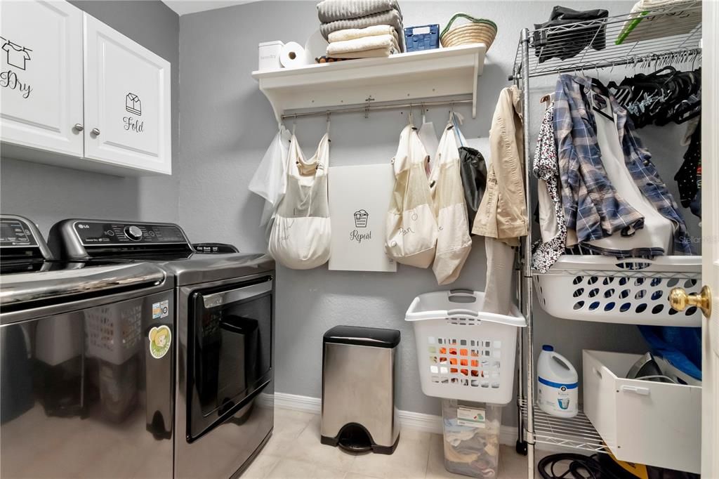 For Sale: $595,000 (3 beds, 2 baths, 2348 Square Feet)