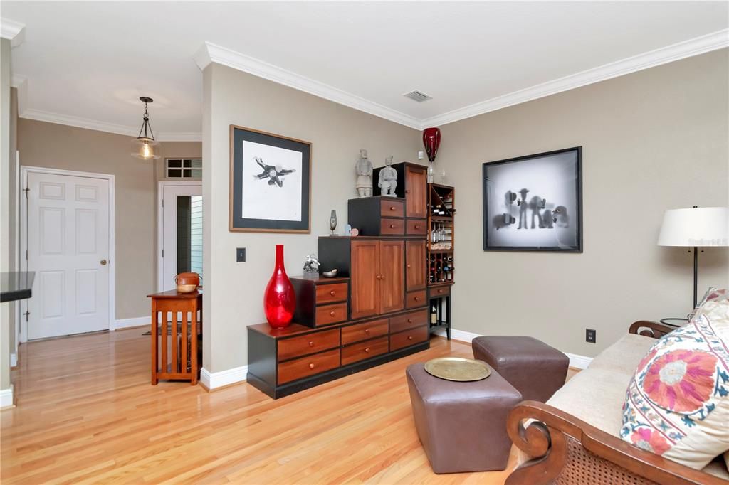 For Sale: $595,000 (3 beds, 2 baths, 2348 Square Feet)