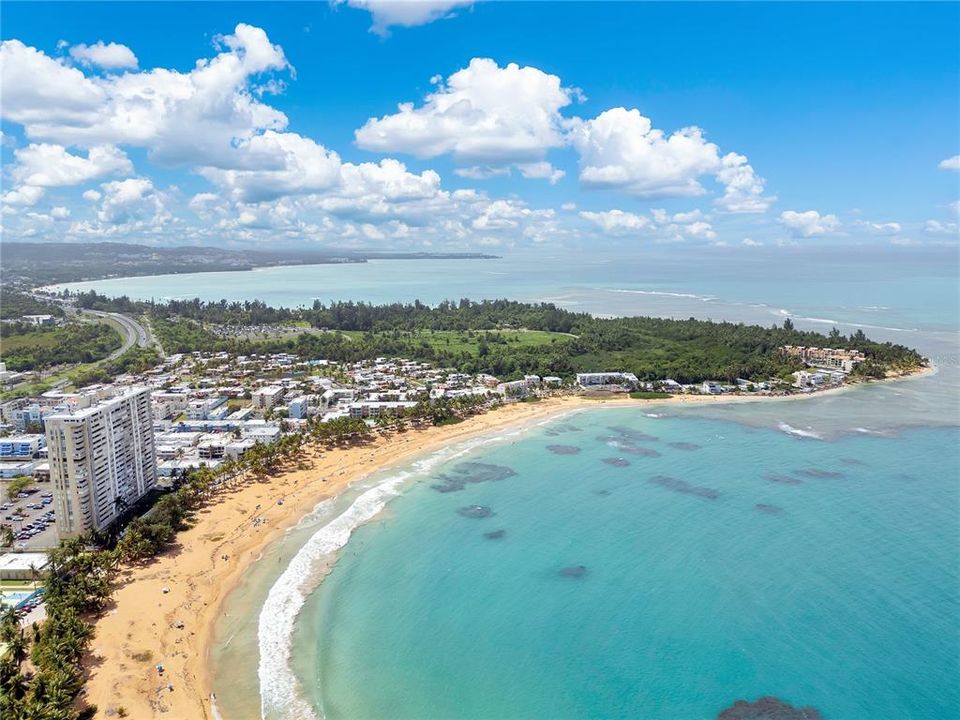 Active With Contract: $465,000 (1 beds, 2 baths, 1032 Square Feet)