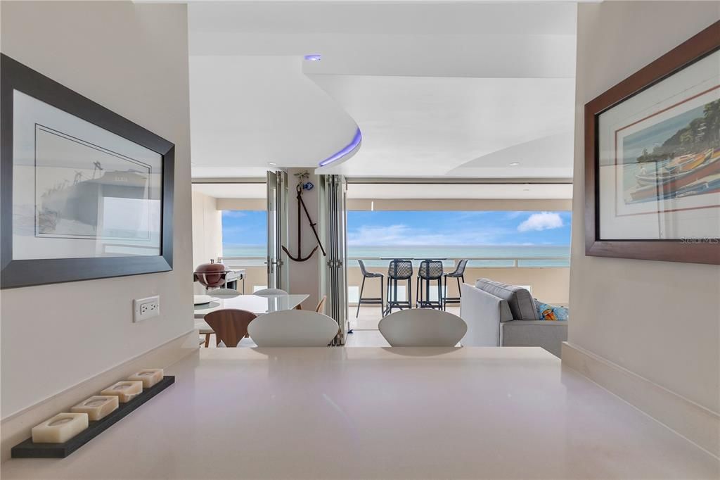 Active With Contract: $465,000 (1 beds, 2 baths, 1032 Square Feet)