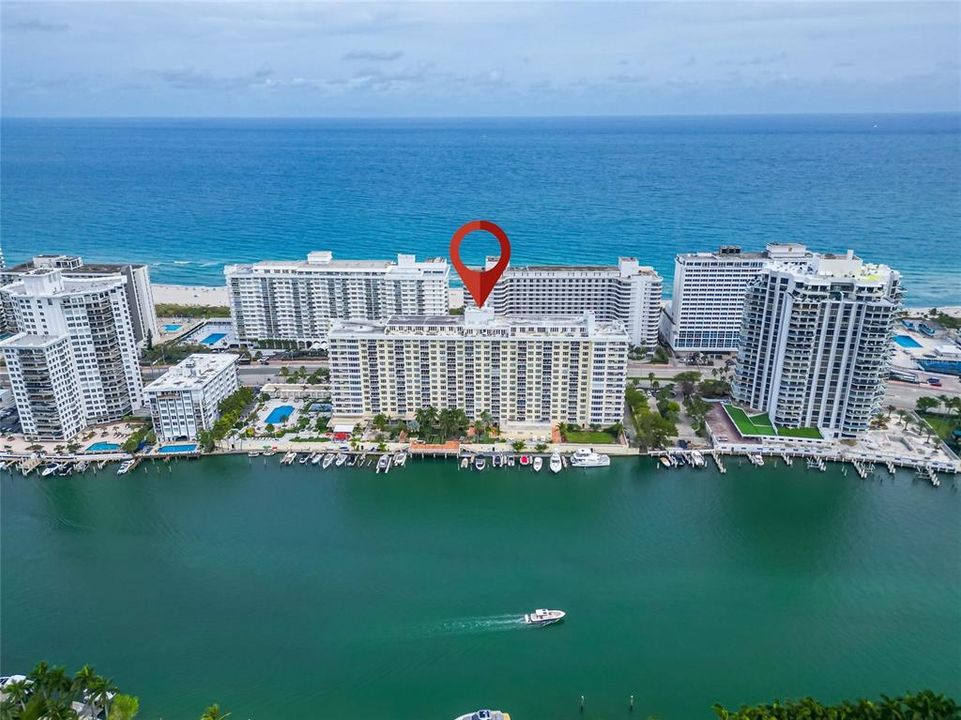 Recently Sold: $550,000 (2 beds, 2 baths, 1190 Square Feet)