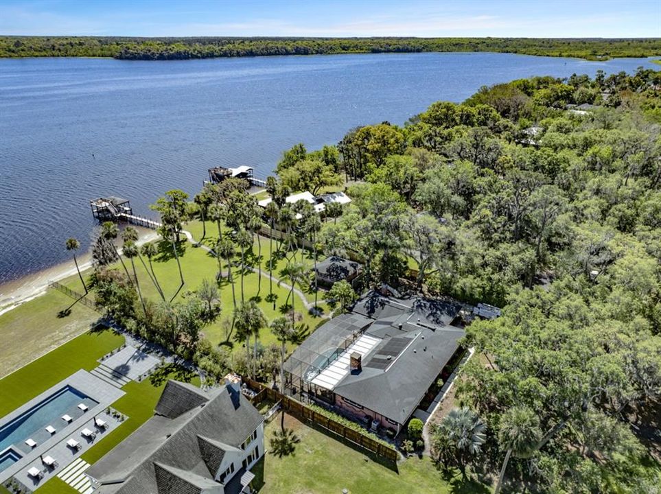 Recently Sold: $899,900 (2 beds, 3 baths, 2816 Square Feet)