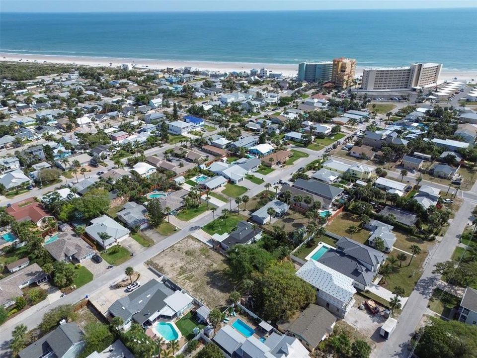 For Sale: $750,000 (0.23 acres)