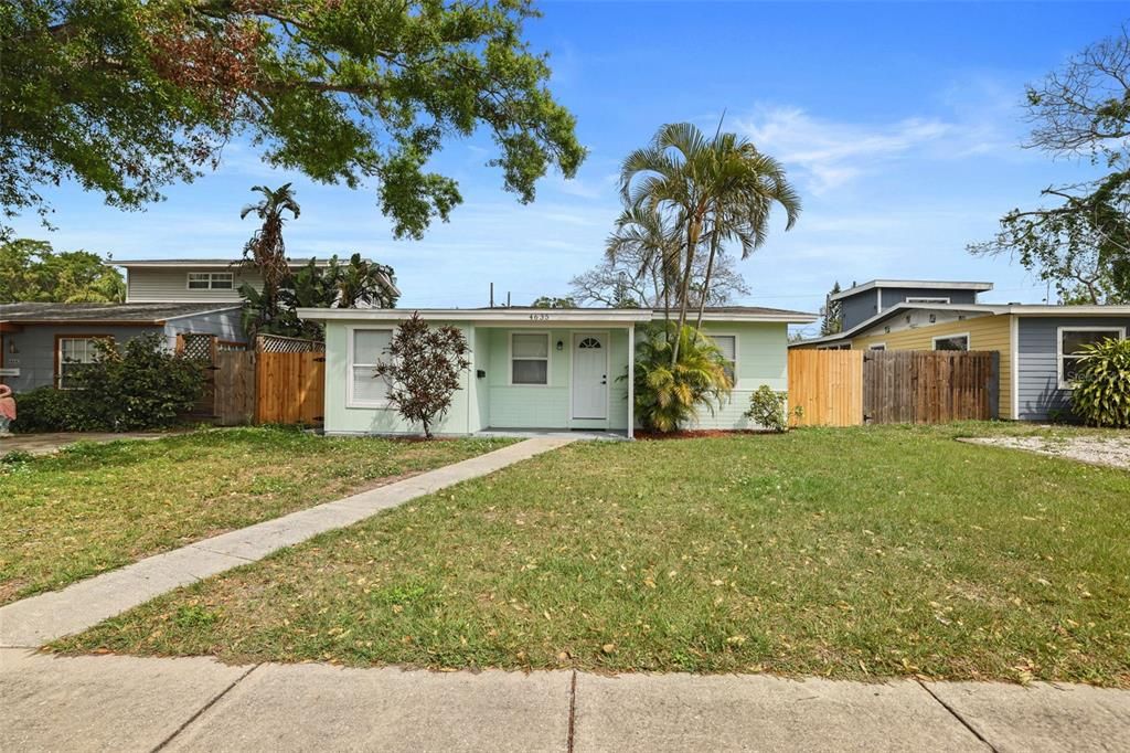 Recientemente alquilado: $2,095 (3 camas, 1 baños, 885 Pies cuadrados)