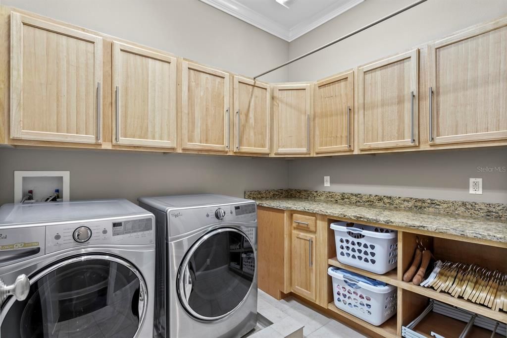 For Sale: $2,475,000 (5 beds, 4 baths, 3978 Square Feet)